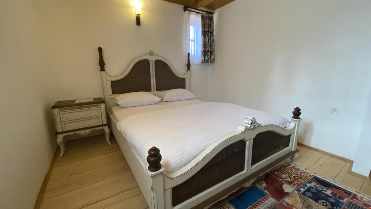 Quiet Abana Bed & Breakfast Екстериор снимка