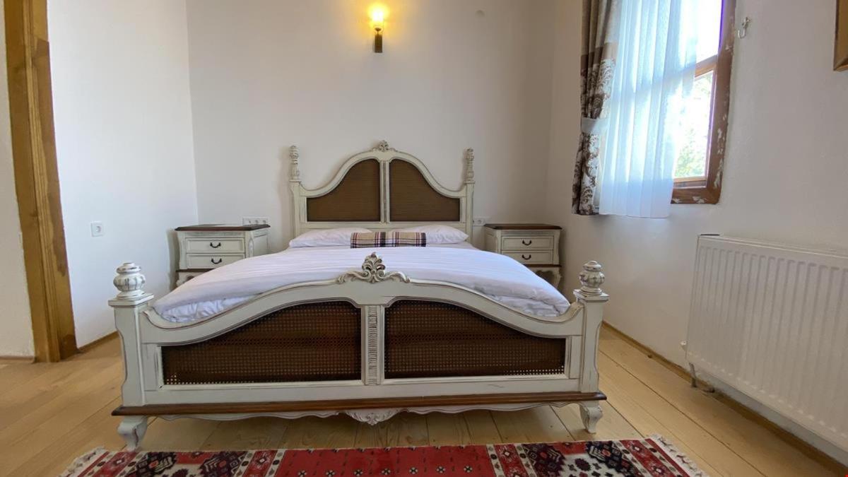 Quiet Abana Bed & Breakfast Екстериор снимка