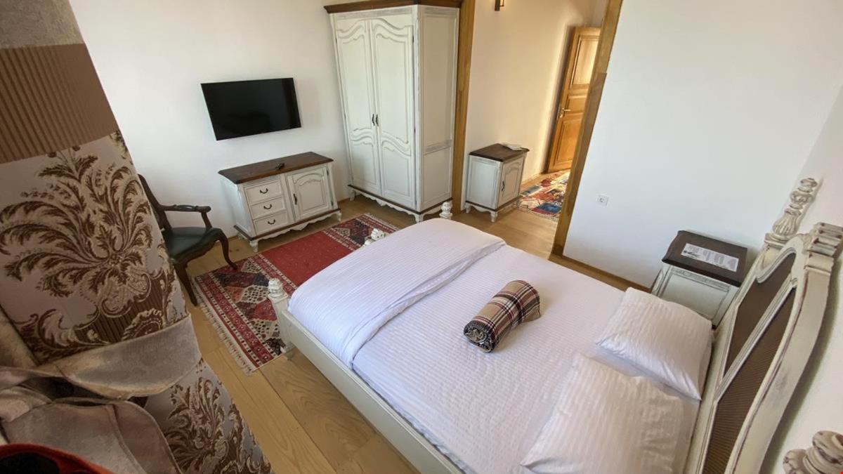 Quiet Abana Bed & Breakfast Екстериор снимка